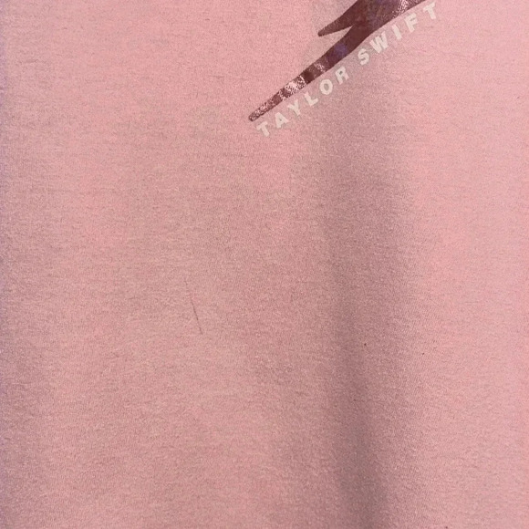RARE TAYLOR SWIFT Official Merch Lover Era Concert Tour T-Shirt Lightning Bolt - Picture 7 of 7